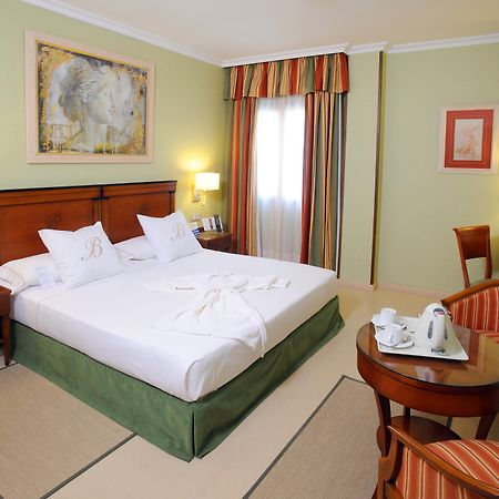 Hotel Becquer Seville Ngoại thất bức ảnh