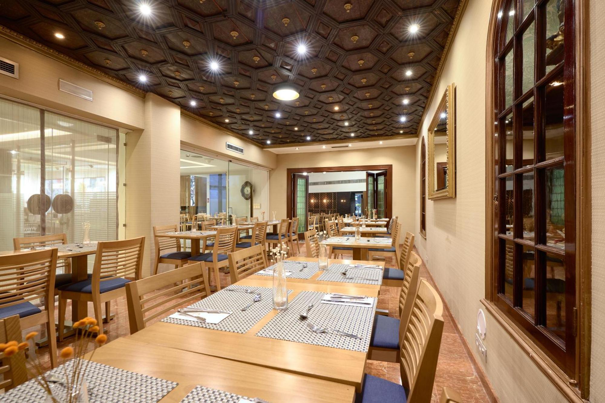 Hotel Becquer Seville Ngoại thất bức ảnh