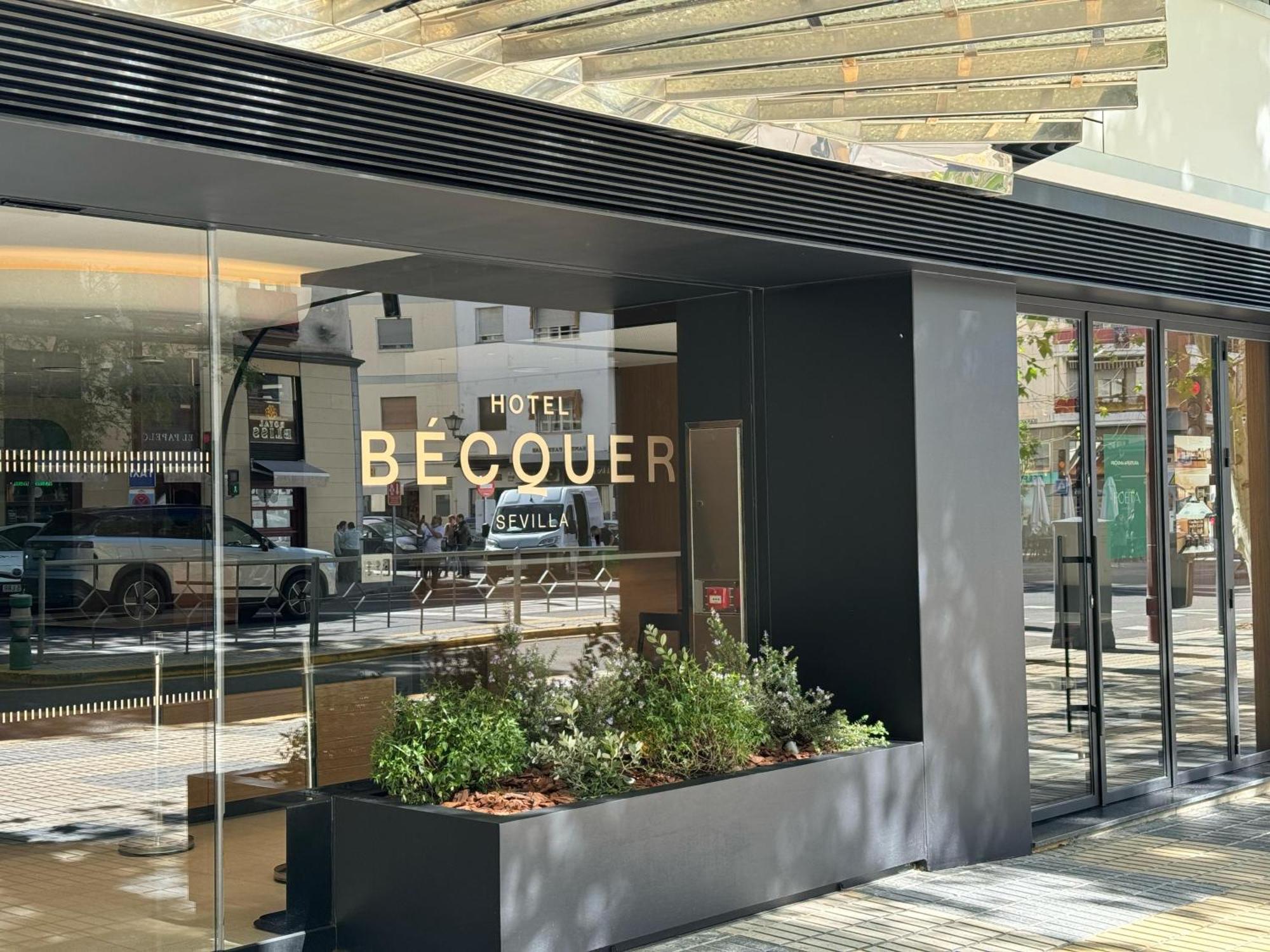 Hotel Becquer Seville Ngoại thất bức ảnh