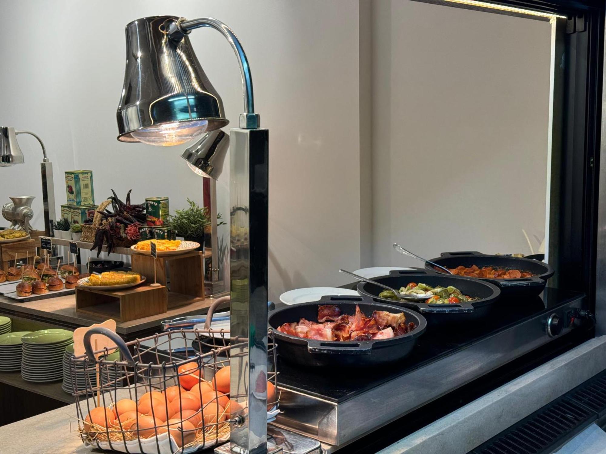 Hotel Becquer Seville Ngoại thất bức ảnh