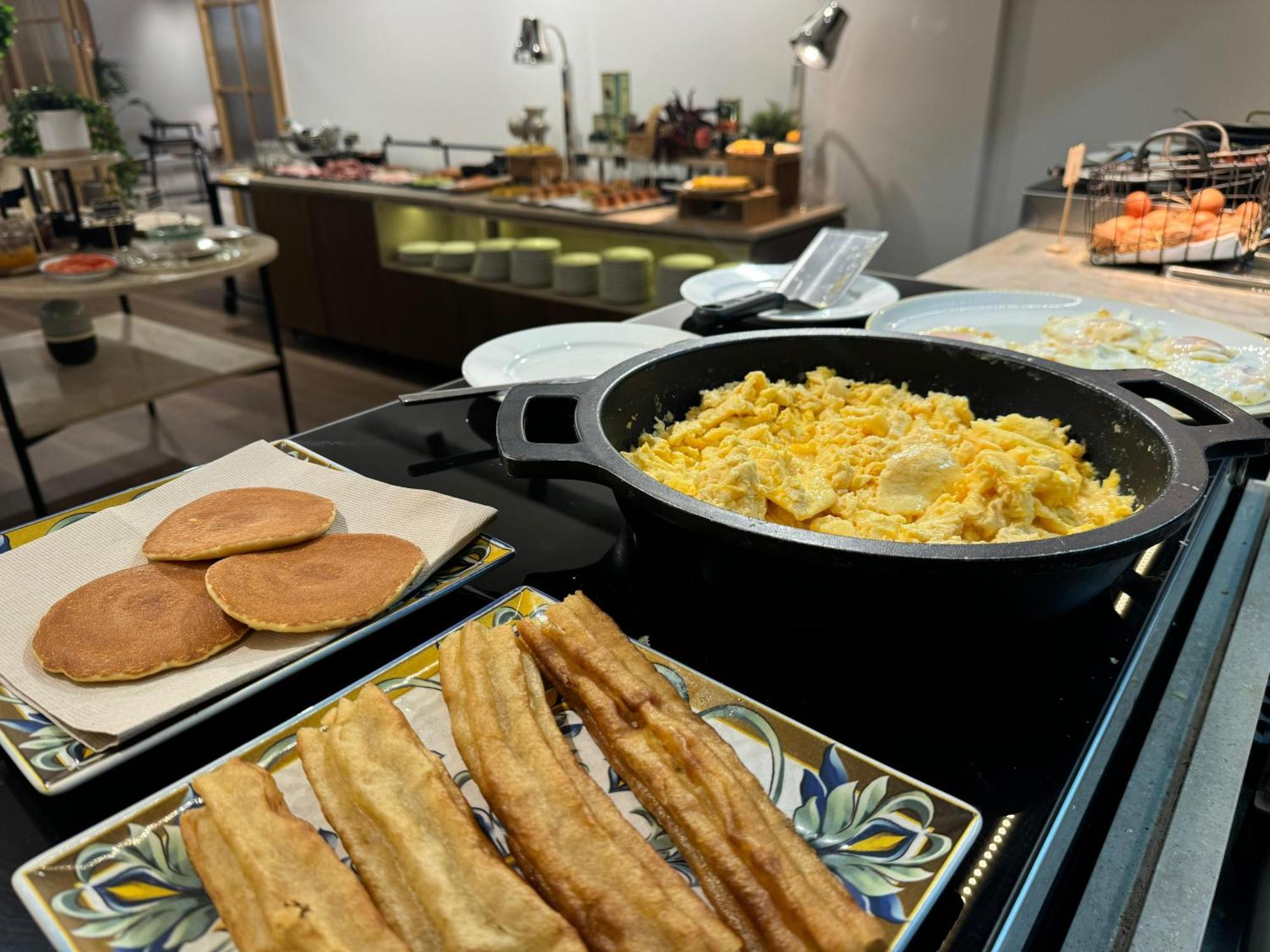 Hotel Becquer Seville Ngoại thất bức ảnh
